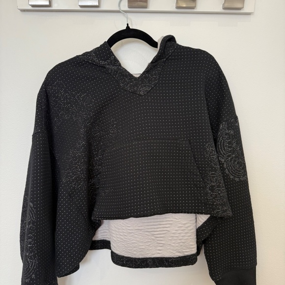 Nike Yoga Sweater - Picture 4 of 5